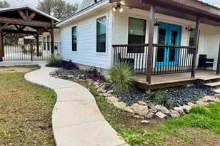 800 Lakeway, Burnet, TX 78611 - Photo 9