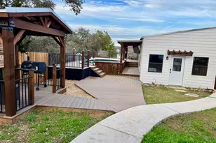 800 Lakeway, Burnet, TX 78611 - Photo 11