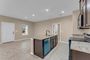 1917 Greenwood Ln, Kingsland, TX 78639 - Photo 13