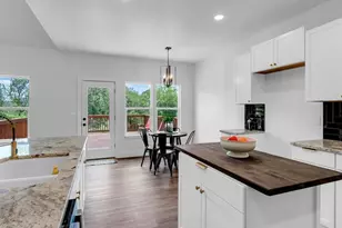 105 Chesterfield Dr, Kingsland, TX 78639 - Photo 9