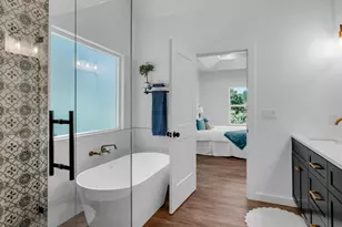 105 Chesterfield Dr, Kingsland, TX 78639 - Photo 15