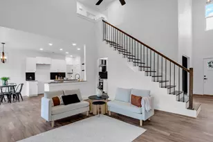 105 Chesterfield Dr, Kingsland, TX 78639 - Photo 3