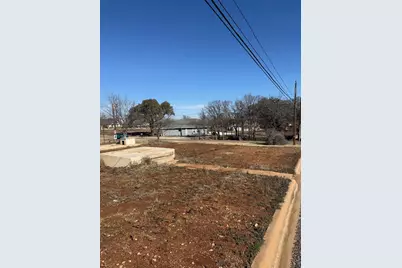 1001 W Main Street, Llano, TX 78643 - Photo 11