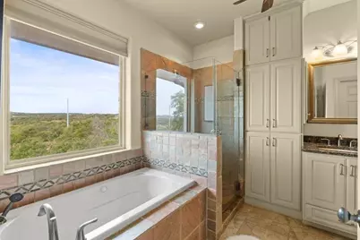 232 Crooked Oak Lane, Round Mountain, TX 78663 - Photo 17