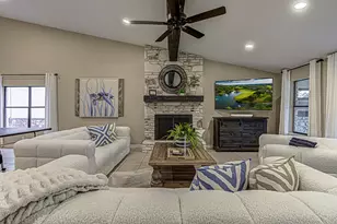 103 Oasis #A St, Horseshoe Bay, TX 78657 - Photo 5