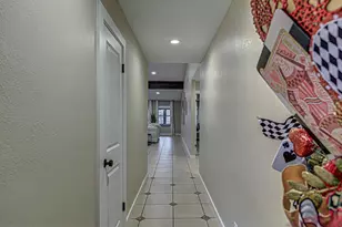 103 Oasis #A St, Horseshoe Bay, TX 78657 - Photo 3