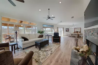 518 E Bluebriar Drive, Granite Shoals, TX 78654 - Photo 9