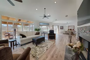 518 E Bluebriar Dr, Granite Shoals, TX 78654 - Photo 9