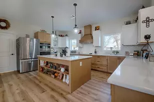 518 E Bluebriar Dr, Granite Shoals, TX 78654 - Photo 9