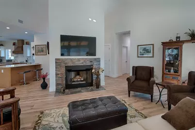 518 E Bluebriar Drive, Granite Shoals, TX 78654 - Photo 7