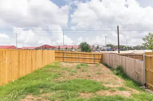 210 Peruna Dr, Marble Falls, TX 78654 - Photo 23