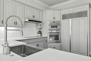 715 Mountain Leather, Horseshoe Bay, TX 78657 - Photo 3