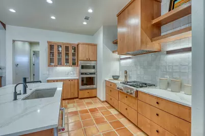 1302 Mountain Leather, Horseshoe Bay, TX 78657 - Photo 11