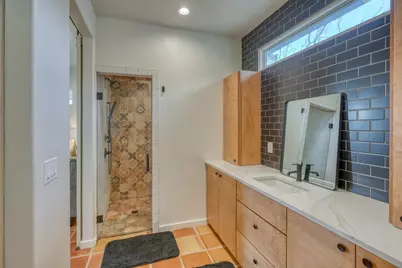 1302 Mountain Leather, Horseshoe Bay, TX 78657 - Photo 15