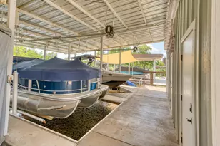 1511 Hill Top Dr, Granite Shoals, TX 78654 - Photo 3