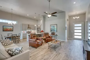 1511 Hill Top Dr, Granite Shoals, TX 78654 - Photo 5