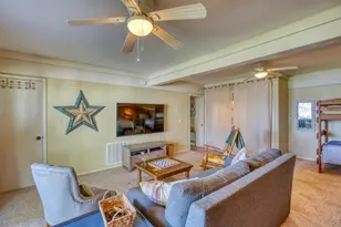 621 Sandy Mountain Dr, Sunrise Beach, TX 78643 - Photo 17