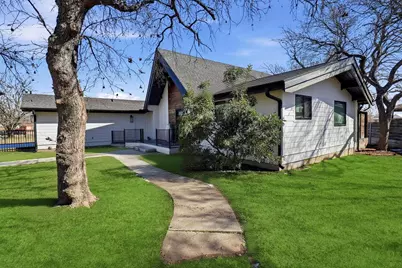 508 Sherwood Forest Drive, Granite Shoals, TX 78654 - Photo 3