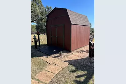 201 Circle Oaks Drive, Burnet, TX 78611 - Photo 15