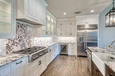 301 Sun Ray, Horseshoe Bay, TX 78657 - Photo 3