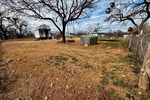 510 Valley St, Kingsland, TX 78639 - Photo 9