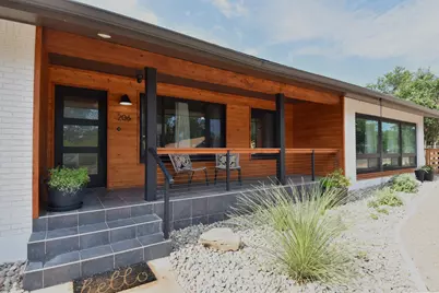 206 E Wallace Street, Llano, TX 78643 - Photo 3