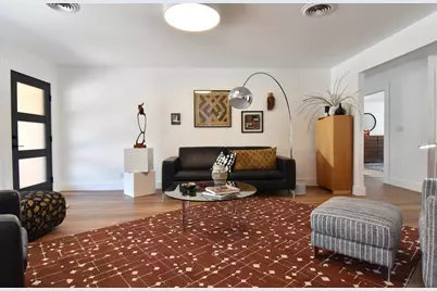 206 E Wallace Street, Llano, TX 78643 - Photo 5