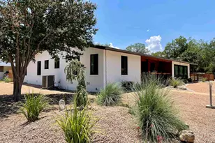 206 E Wallace St, Llano, TX 78643 - Photo 1