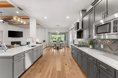 705 Spicewood Trails Dr, Spicewood, TX 78669 - Photo 13