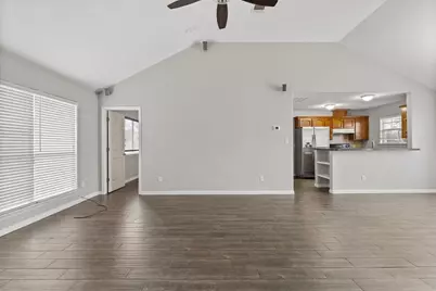 503 Knights Row, Cottonwood Shores, TX 78657 - Photo 5