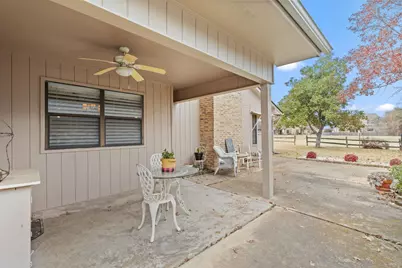 210 Meadowlakes Drive, Meadowlakes, TX 78654 - Photo 19