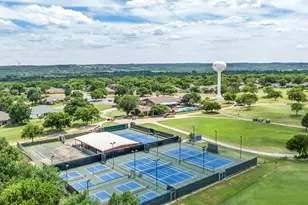 210 Meadowlakes Dr, Meadowlakes, TX 78654 - Photo 25