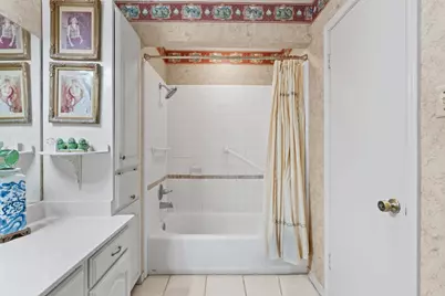 210 Meadowlakes Drive, Meadowlakes, TX 78654 - Photo 17