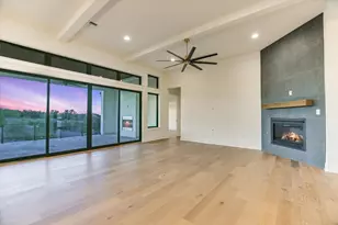 104 Nattie Woods St, Horseshoe Bay, TX 78657 - Photo 7