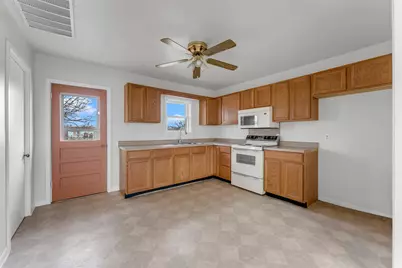 601 E Green Street, Llano, TX 78643 - Photo 7