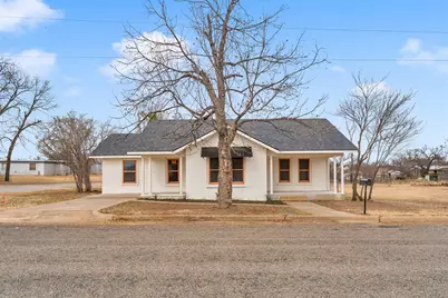 601 E Green Street, Llano, TX 78643 - Photo 3