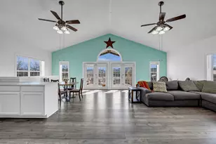 4521 River Oaks Dr, Kingsland, TX 78639 - Photo 11