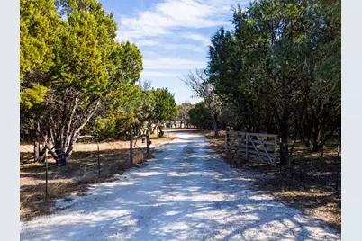 2742 Cr 111, Lampasas, TX 76550 - Photo 23