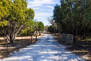 2742 Cr 111, Lampasas, TX 76550 - Photo 23