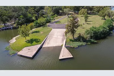 142 Lakeshore Dr, Horseshoe Bay, TX 78657 - Photo 27