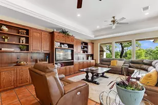 327 Elm Lodge Dr, Kingsland, TX 78639 - Photo 7