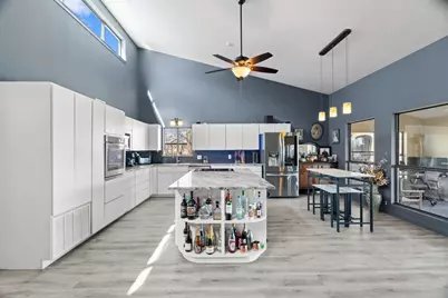 3721 Lakeview Dr, Cottonwood Shores, TX 78657 - Photo 9
