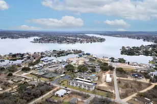 604 Highcrest Dr, Granite Shoals, TX 78654 - Photo 3