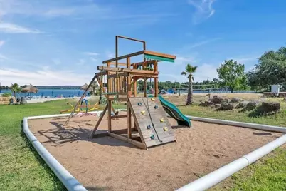 604 Highcrest Drive, Granite Shoals, TX 78654 - Photo 27