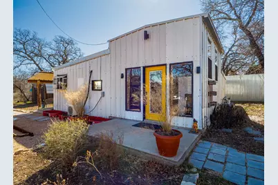 128 E Castlewood Drive, Granite Shoals, TX 78654 - Photo 1