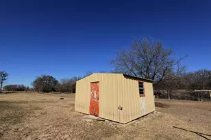 600 W Railway St, Lometa, TX 76853 - Photo 21