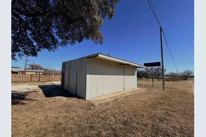 600 W Railway Street, Lometa, TX 76853 - Photo 29