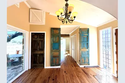 600 W Railway Street, Lometa, TX 76853 - Photo 11