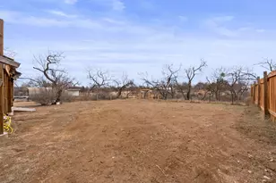 813 Airway St, Kingsland, TX 78639 - Photo 25