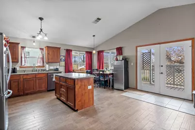 813 Airway St, Kingsland, TX 78639 - Photo 9